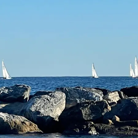 Sanremo Vacanze Zen Vue Mer 5 Mn Plage, 3 Mn Tennis Club,Wifi *