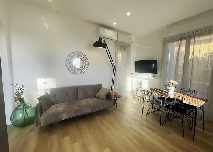 Vacanze Zen Vue 5 Mn Plage, 3 Mn Tennis Club,wifi 산레모